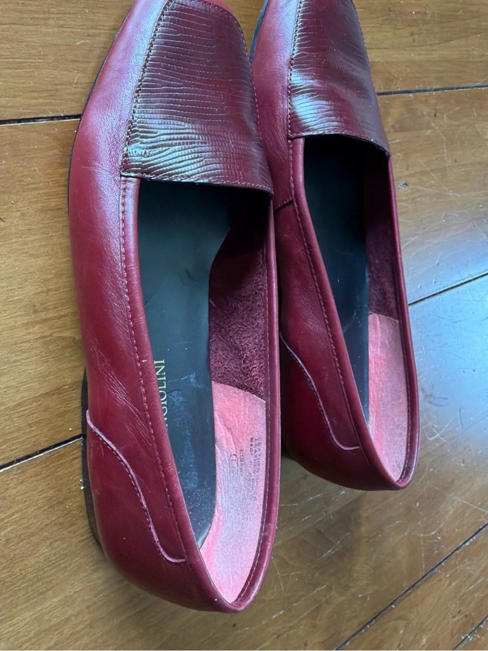 Enzo Angiolini classic slip